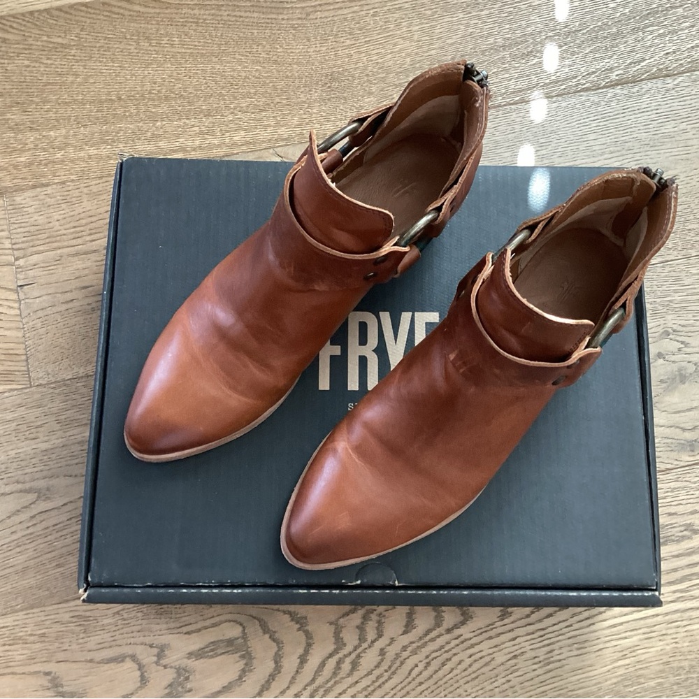 Frye Ray Harness Back Sip Bootie.